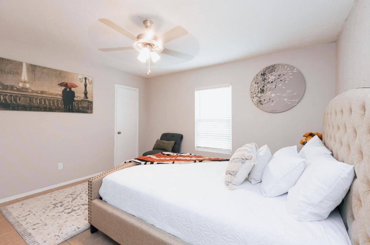 Enticing 1Br Apartment In The Heart Of The Heights Houston Bagian luar foto